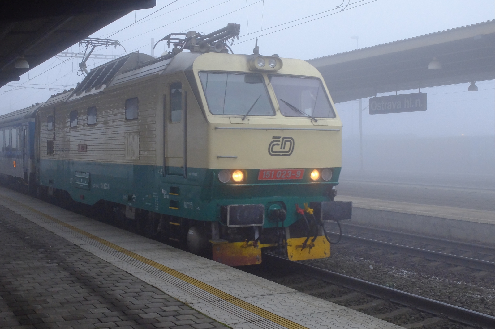 DSCF9050m.jpg