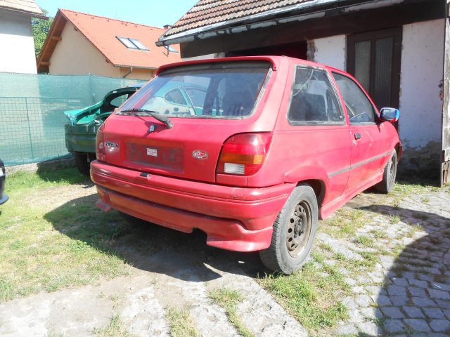 fišta zadek